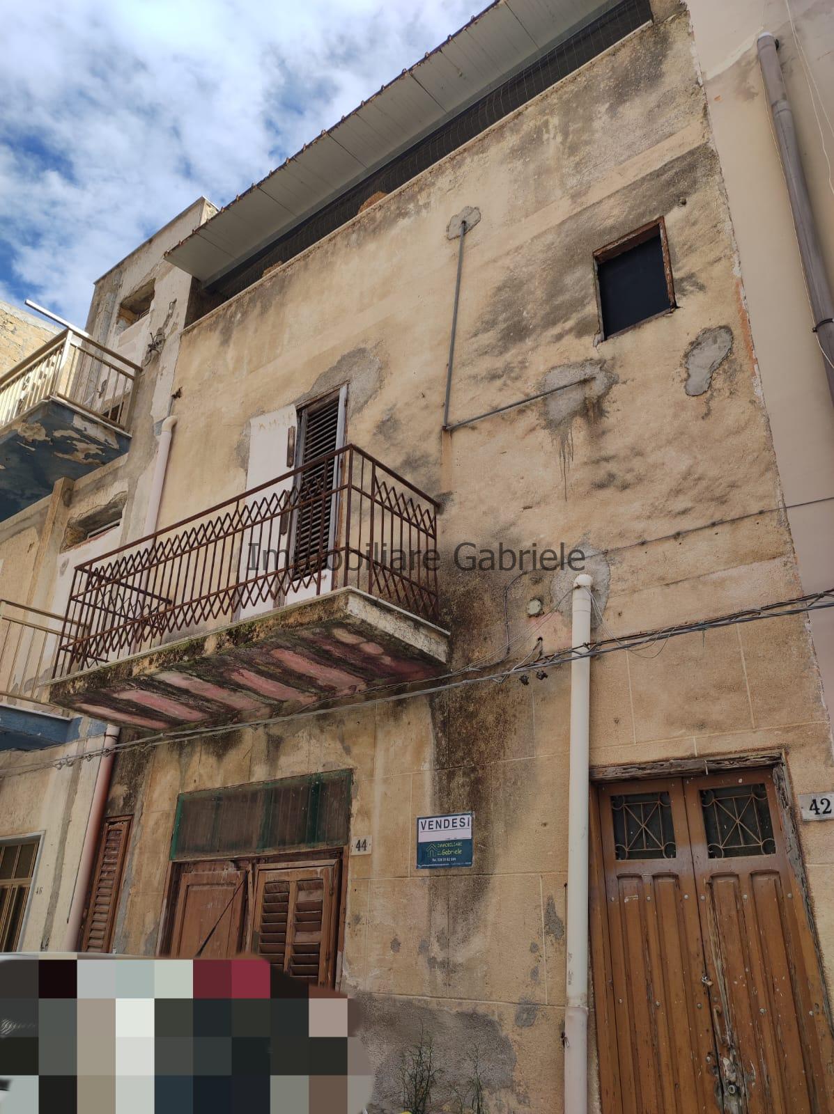 IMMOBILIARE GABRIELE VENDE CASA INDIPENDENTE A RIBERA