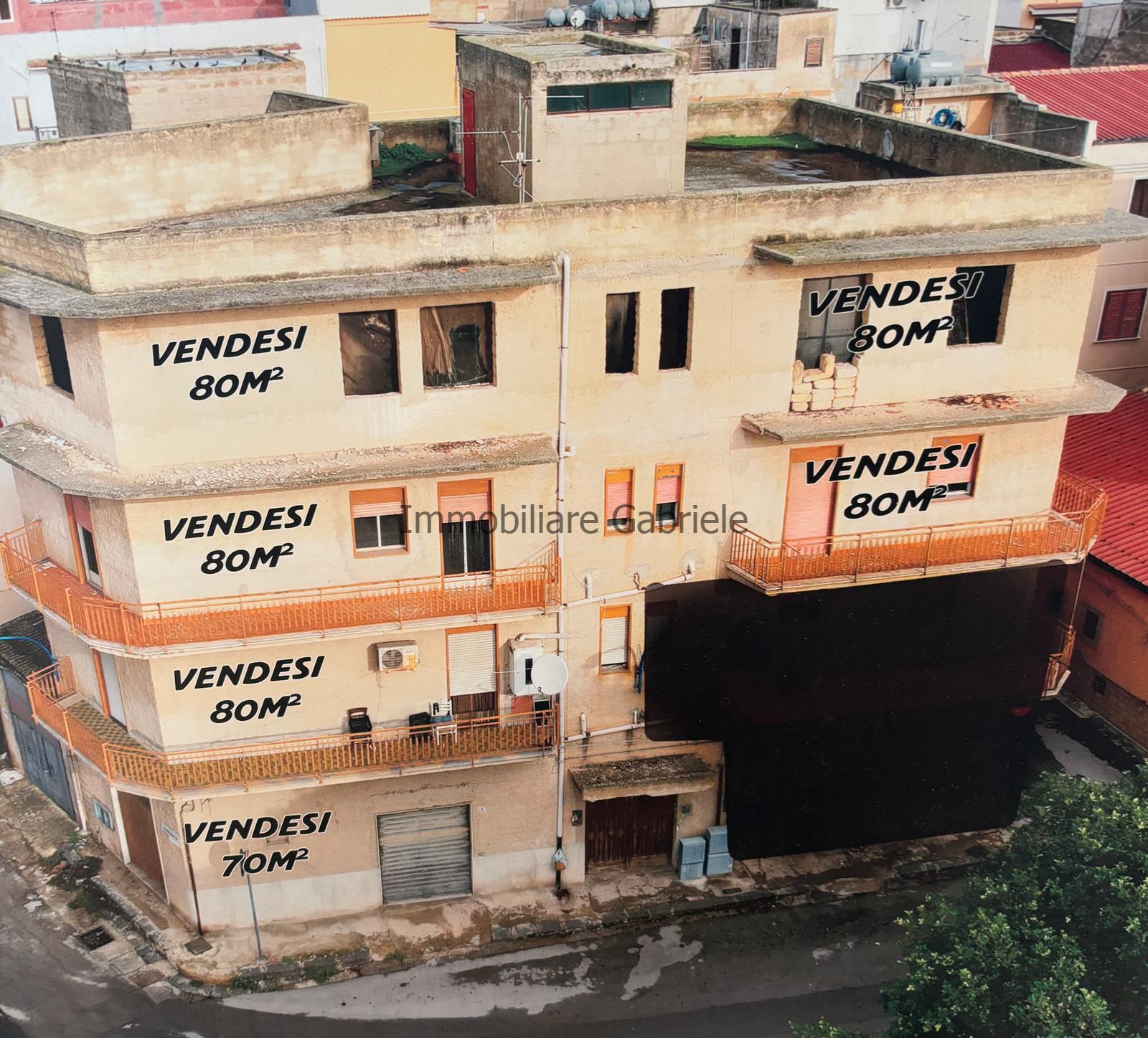 IMMOBILIARE GABRIELE VENDE APPARTAMENTI e MAGAZZINO A RIBERA (AG)