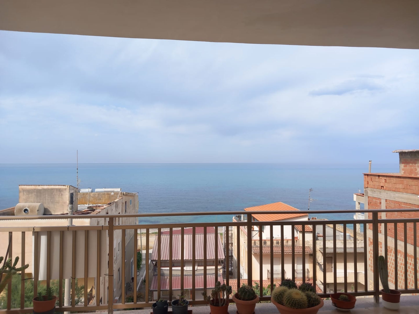 IMMOBILIARE GABRIELE VENDE APPARTAMENTO A SECCAGRANDE (AG)
