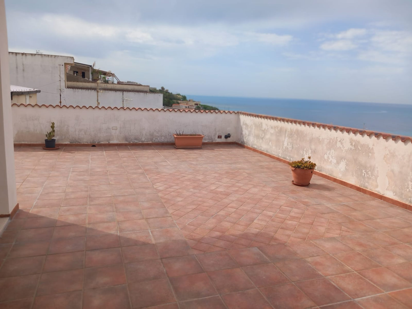 IMMOBILIARE GABRIELE VENDE APPARTAMENTO A SECCAGRANDE (AG)