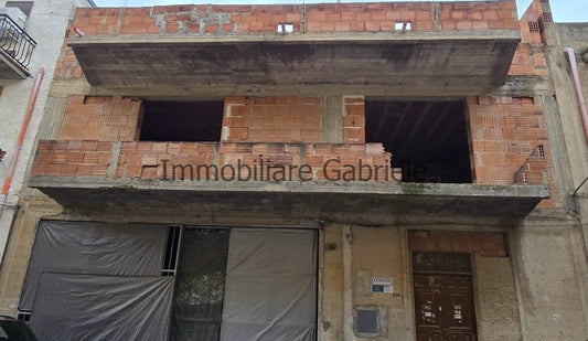 IMMOBILIARE GABRIELE VENDE CASA INDIPENDENTE A RIBERA (AG)