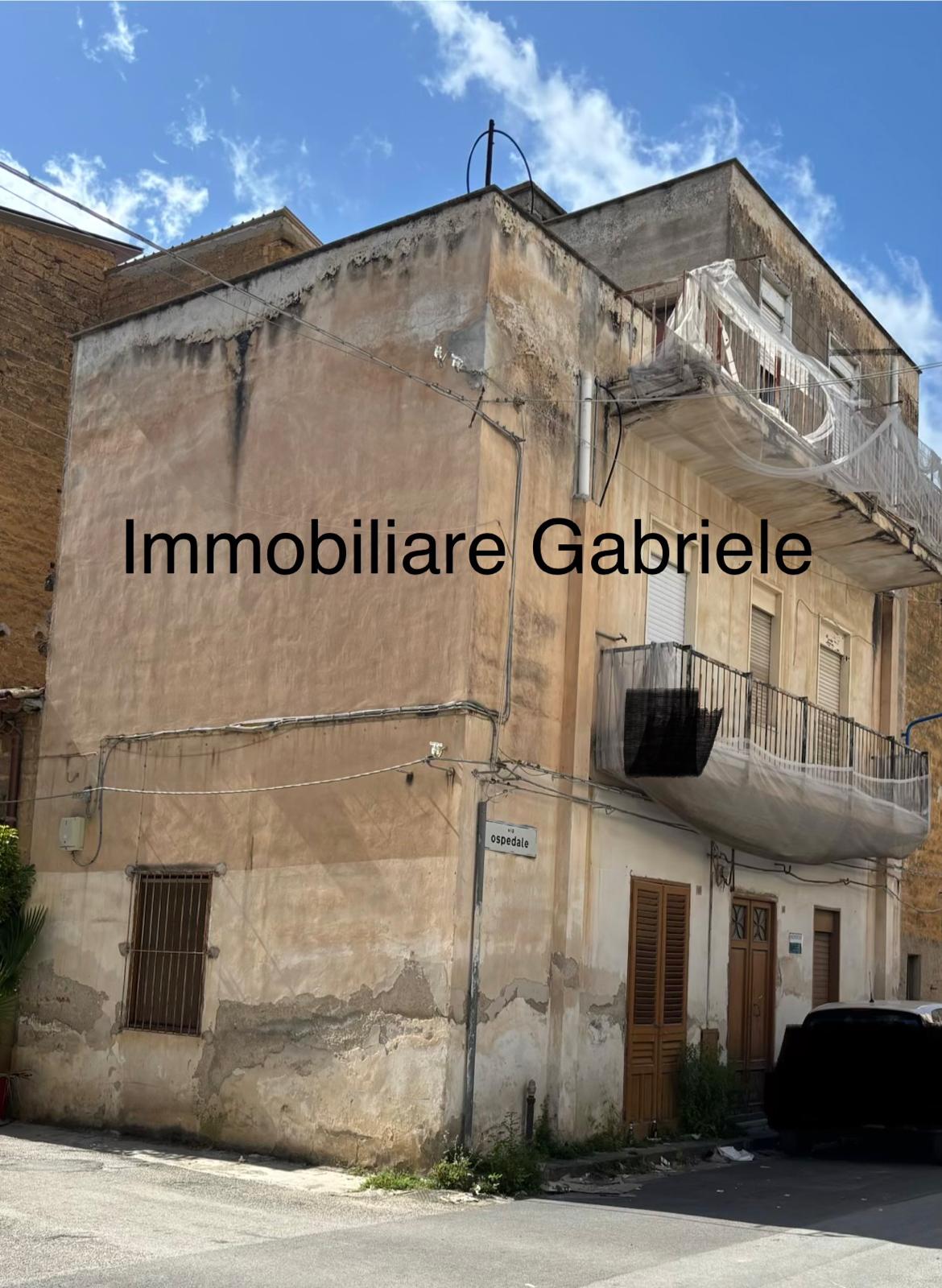 IMMOBILIARE GABRIELE VENDE CASA INDIPENDENTE A RIBERA (AG)